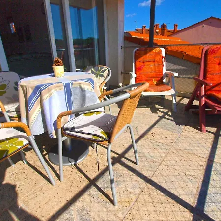 Dusko 780 Lägenhet *